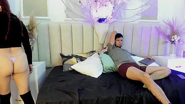 wild loverss online show from 04.15.26