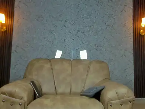 Snapshot of ChristopheRivera chatting on 04.16.26 ChristopheRivera online show from 04.16.26