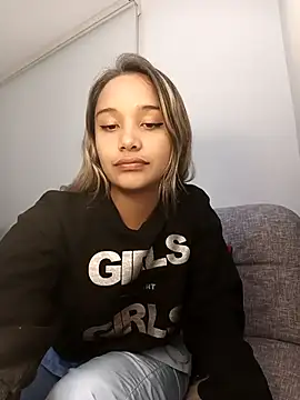 Miss Taniac online show from 04.14.26