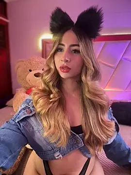 Snapshot of abbymodell1 chatting on 06.06.26 abbymodell1 online show from 06.06.26