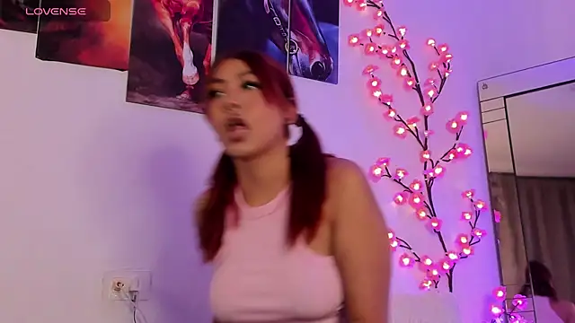 ava soophia online show from 04.15.26