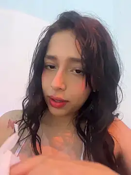 Snapshot of milakitti chatting on 06.05.26 milakitti online show from 06.05.26