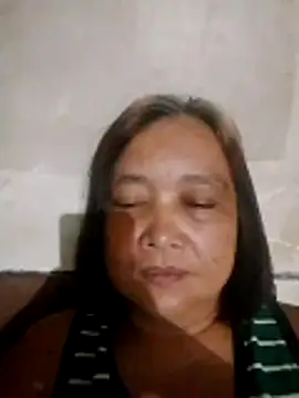 Snapshot of jeanyummytits chatting on 05.19.26 jeanyummytits online show from 05.19.26