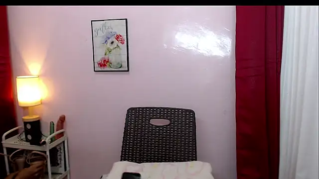 Snapshot of ursexy_anne chatting on 06.24.26 ursexy anne online show from 06.24.26