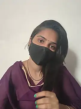 Snapshot of sexy_bhabhii chatting on 06.24.26 sexy bhabhii online show from 06.24.26