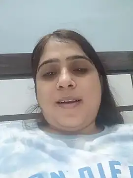Snapshot of hot_katrina99 chatting on 05.18.26 hot katrina99 online show from 05.18.26
