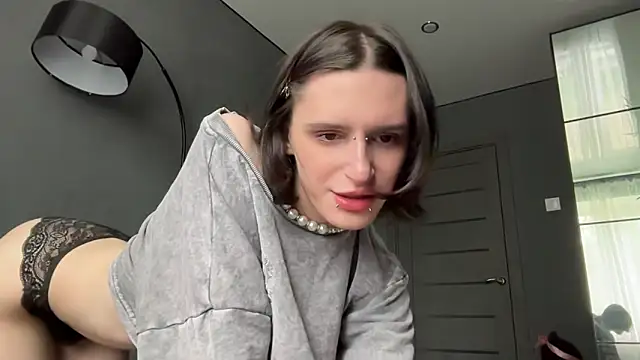 Snapshot of Niky_Long chatting on 05.31.26 Niky Long online show from 05.31.26