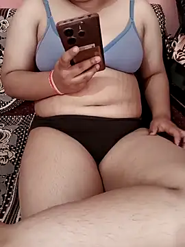 Snapshot of Sweety_1_Singh chatting on 06.05.26 Sweety 1 Singh online show from 06.05.26
