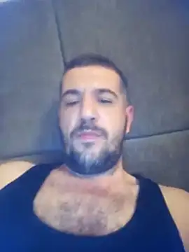 Snapshot of CrawlingHalacha chatting on 04.13.26 CrawlingHalacha online show from 04.13.26