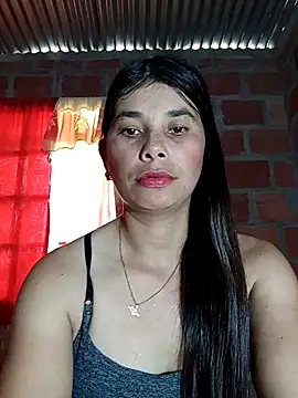 Snapshot of Sexy-Violet-20 chatting on 05.11.26 Sexy-Violet-20 online show from 05.11.26