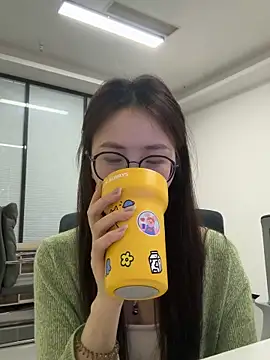 Snapshot of Taosi11 chatting on 04.25.26 Taosi11 online show from 04.25.26