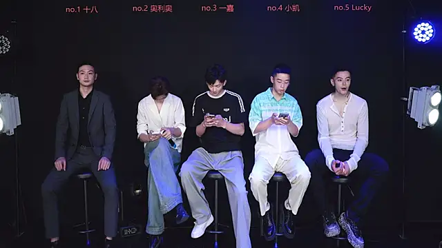 Snapshot of Gaogaoi-001 chatting on 04.14.26 Gaogaoi-001 online show from 04.14.26