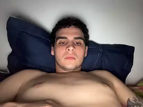 Snapshot of mateo-lins6 chatting on 04.14.26 mateo-lins6 online show from 04.14.26