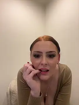 Snapshot of MiraVoss18 chatting on 04.15.26 MiraVoss18 online show from 04.15.26