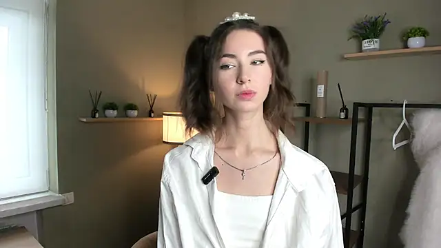 Snapshot of Peaches_Peaches chatting on 04.23.26 Peaches Peaches online show from 04.23.26