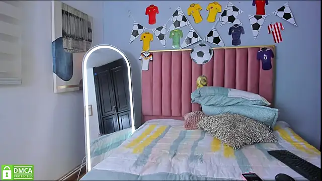 butterflydoll  online show from 07.15.26