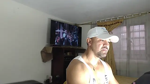 AlejoMoretti online show from 05.07.26