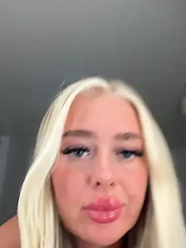 Vanillaheavennn online show from 04.14.26