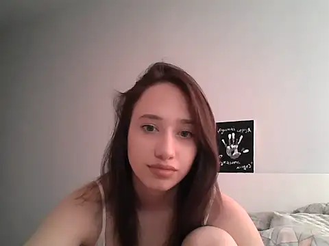 Snapshot of DarkMirel chatting on 05.20.26 DarkMirel online show from 05.20.26