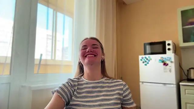 doana bebriti online show from 04.15.26