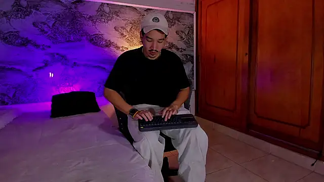 Iam OttoAndrew online show from 05.27.26