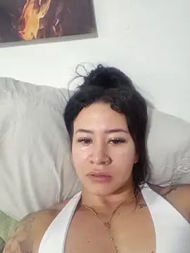 Snapshot of AngelMartinss chatting on 04.15.26 AngelMartinss online show from 04.15.26