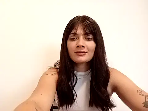Snapshot of Sassygyrl chatting on 05.05.26 Sassygyrl online show from 05.05.26