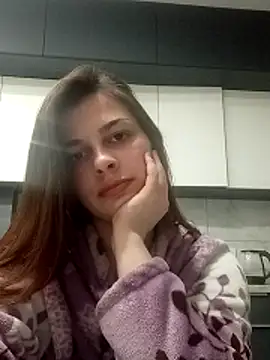 Snapshot of Eveline5038 chatting on 04.15.26 Eveline5038 online show from 04.15.26