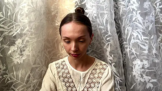 Snapshot of AdriannaBill chatting on 07.11.26 AdriannaBill online show from 07.11.26