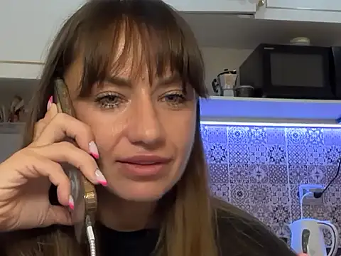 Snapshot of missRorian chatting on 04.30.26 missRorian online show from 04.30.26