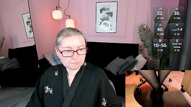 Snapshot of Alexandra_Kind chatting on 07.10.26 Alexandra Kind online show from 07.10.26