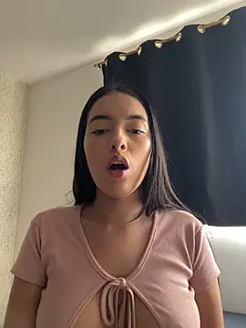 Annyrosse00 online show from 04.22.26