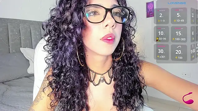 Snapshot of Dalia_nix_ chatting on 06.04.26 Dalia nix online show from 06.04.26