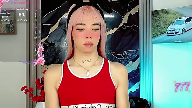 Snapshot of moon_sweet- chatting on 06.11.26 moon sweet- online show from 06.11.26