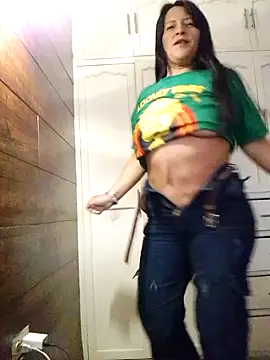 Snapshot of Gaby_lulu chatting on 04.19.26 Gaby lulu online show from 04.19.26