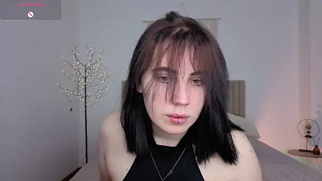Snapshot of Shiraazsh_ chatting on 05.15.26 Shiraazsh online show from 05.15.26