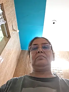 Snapshot of Shalini3456 chatting on 04.26.26 Shalini3456 online show from 04.26.26