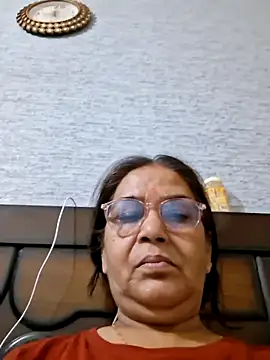 Snapshot of Shalini3456 chatting on 04.28.26 Shalini3456 online show from 04.28.26