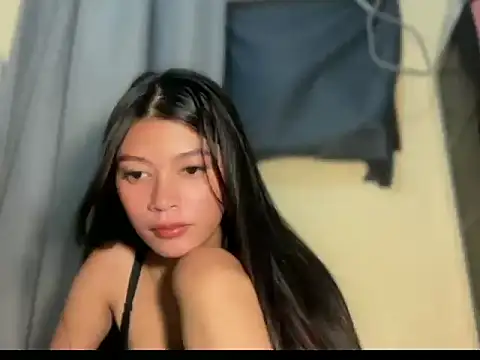Snapshot of imyourcheska chatting on 05.15.26 imyourcheska online show from 05.15.26