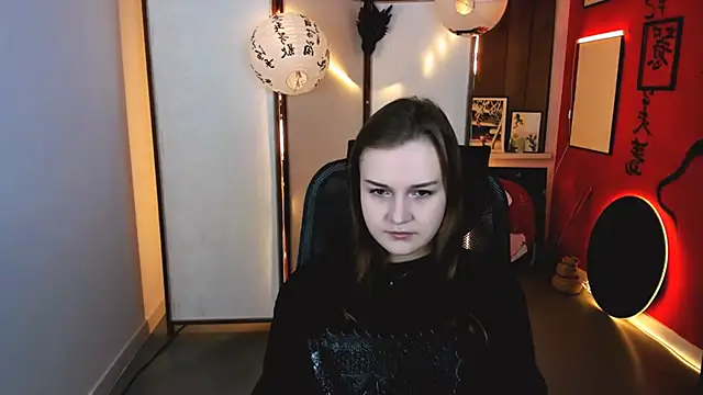 Snapshot of LissaTelor chatting on 04.16.26 LissaTelor online show from 04.16.26