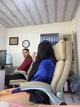 Sara fun online show from 09.30.25