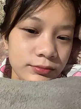 Snapshot of Elysa-x chatting on 04.16.26 Elysa-x online show from 04.16.26