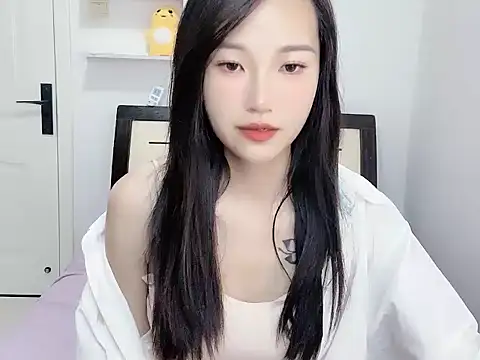 Snapshot of M-weiwei chatting on 05.22.26 M-weiwei online show from 05.22.26