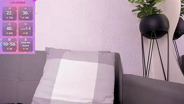 Snapshot of MelissaSaenzgh_ chatting on 05.31.26 MelissaSaenzgh online show from 05.31.26