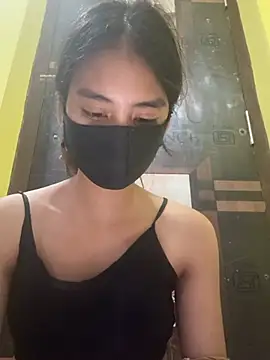 Snapshot of Liza-school chatting on 04.17.26 Liza-school online show from 04.17.26