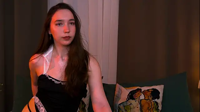 Snapshot of Suzaneey chatting on 07.03.26 Suzaneey online show from 07.03.26