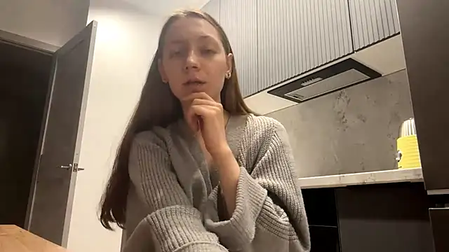 Snapshot of CatheWait chatting on 04.16.26 CatheWait online show from 04.16.26