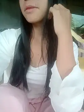 Snapshot of lelenana chatting on 05.18.26 lelenana online show from 05.18.26