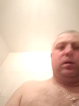 Snapshot of Anatolii_77 chatting on 05.01.26 Anatolii 77 online show from 05.01.26