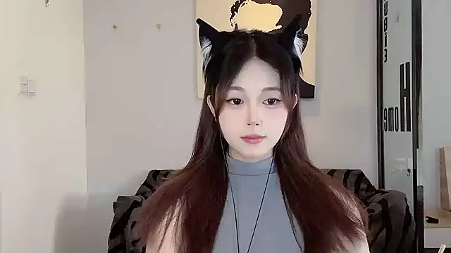 Snapshot of KiKi-011 chatting on 06.18.26 KiKi-011 online show from 06.18.26